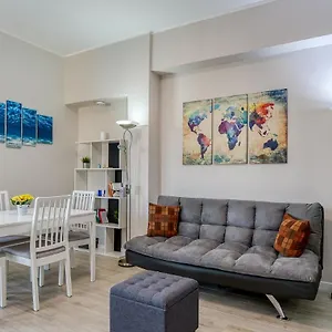 Appartamento Stunning Flat By The Sea And The Airport, Fiumicino