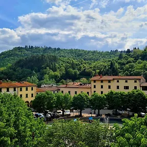 https://appartamento-in-piazza-nova.it-tuscanyhotel.com